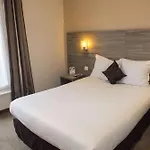 Cecil Gare Hotel