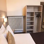 Hotel Cecil Gare 3*