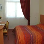 Hotel Cecil Gare