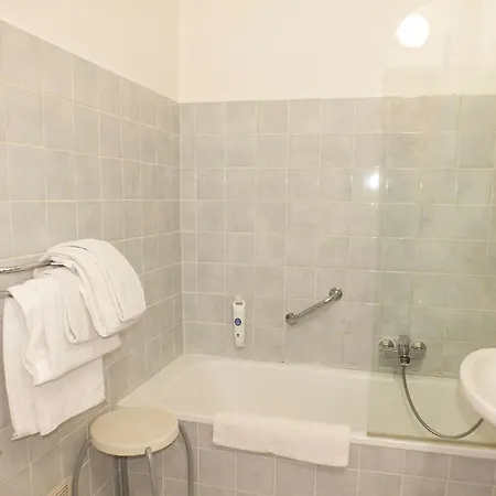 Cecil Gare Szálloda Metz