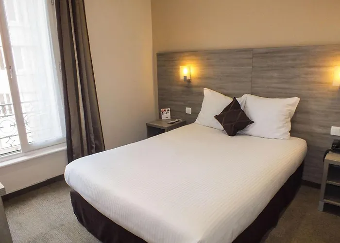 Cecil Gare Отель